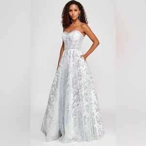 B Darlin Juniors' Strapless Glitter Mesh Ball Gown - Off White/ Silver